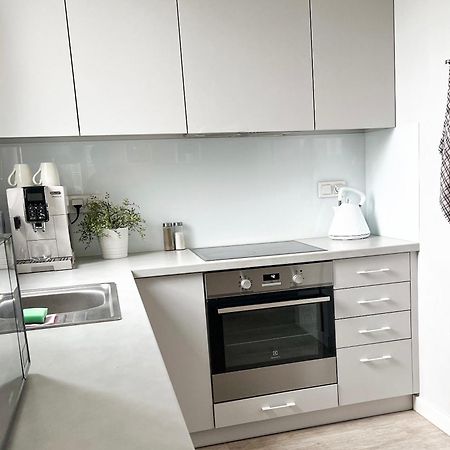 Nowoczesny Apartament - Blisko Centrum ワルシャワ エクステリア 写真