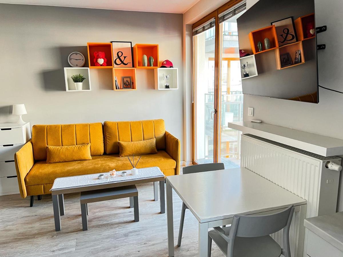 Nowoczesny Apartament - Blisko Centrum ワルシャワ エクステリア 写真